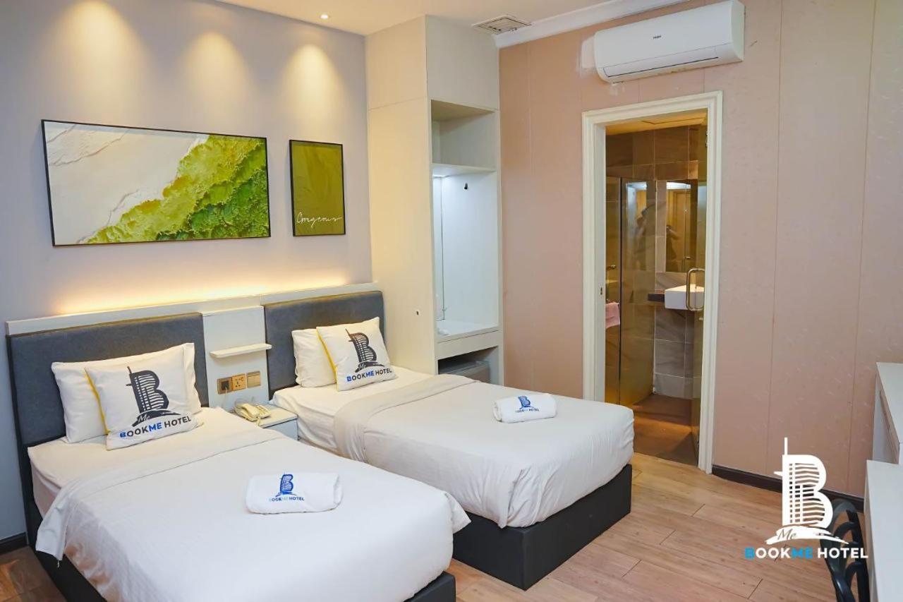 Bookme Hotel جوهر بهرو المظهر الخارجي الصورة